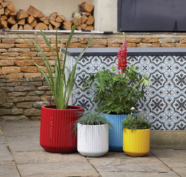 Woodlodge partners with Pantone to create a splash of colour in the nation’s gardens